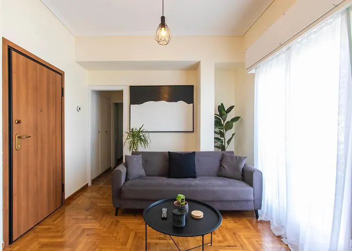 Loucas Apartment